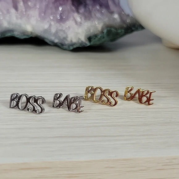 🔥LAST PAIRS🔥 Boss Babe Stud Earrings, choice of color - Picture 5 of 6